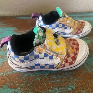 Vans Velcro - toddler size 6.5 (ComfyCush/sensory friendly)